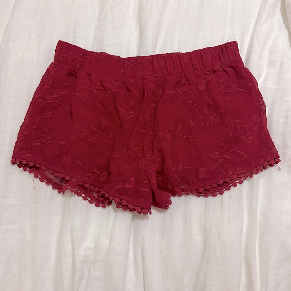 Embroidered Red Shorts - Forever 21